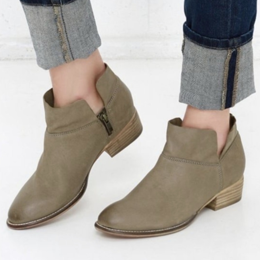SEYCHELLES Anthropologie Snare Tan Leather Ankle Booties